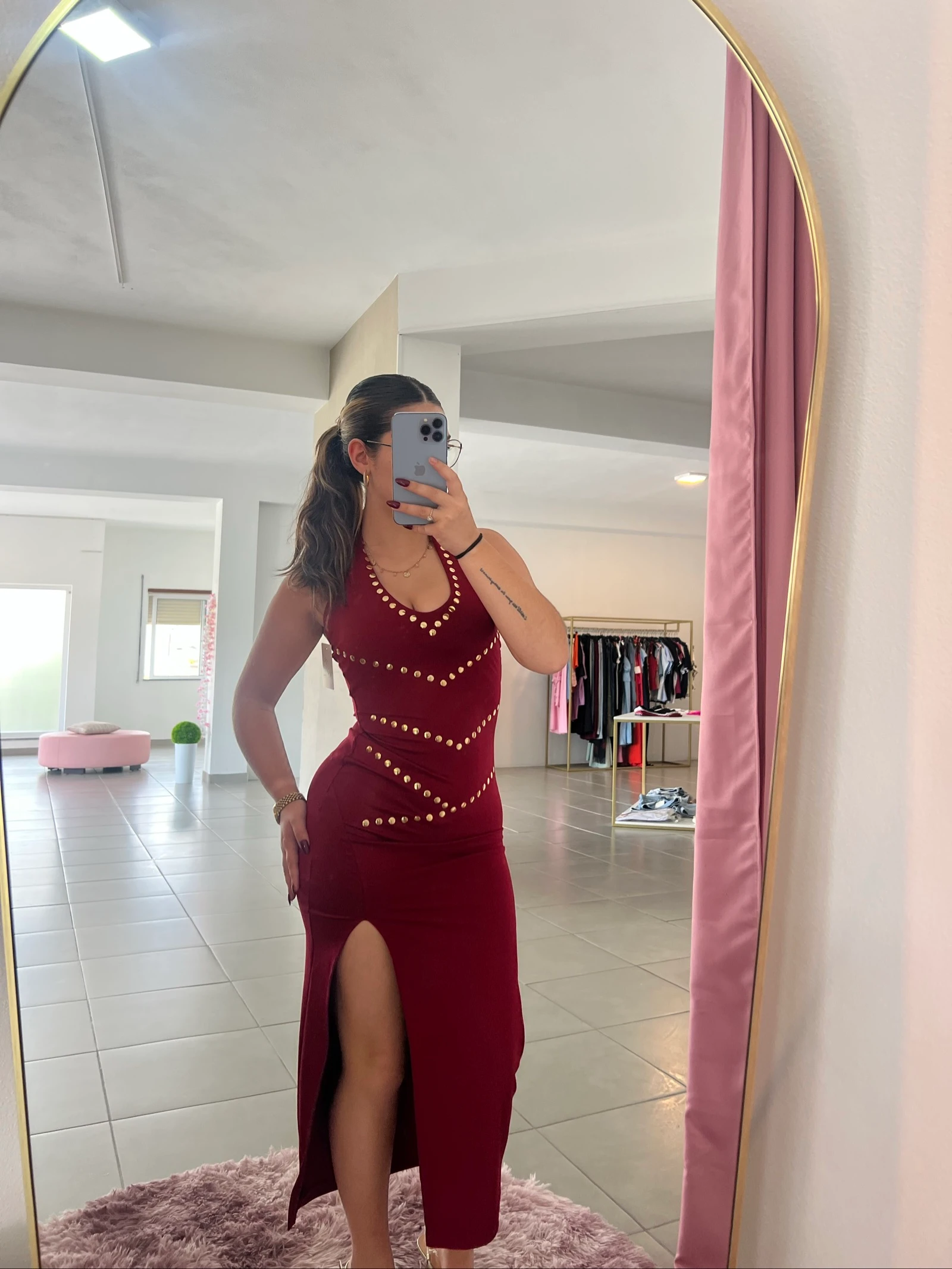 ❤️ Vestido longo bordô elegante com fenda – Tamanho único ❤️ – photo 2